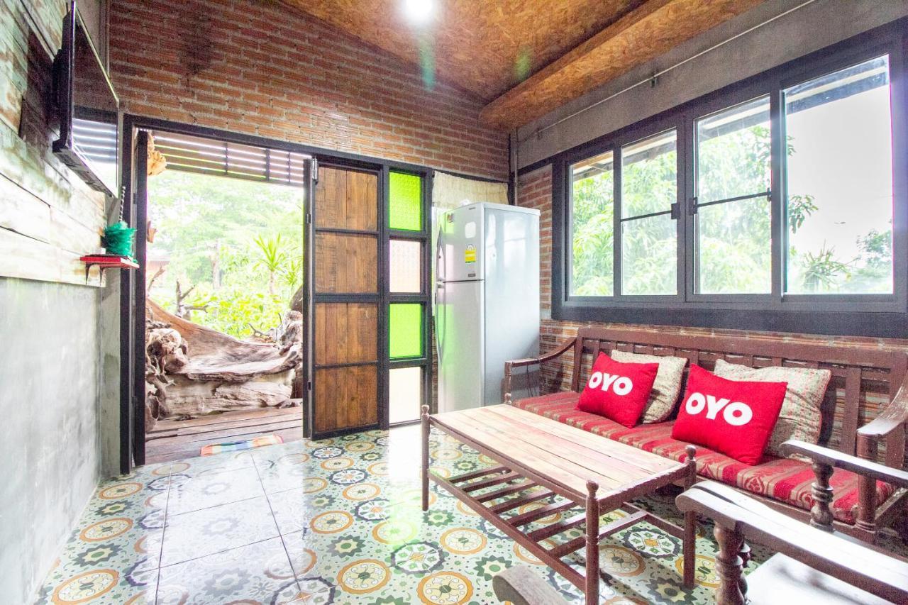 Oyo 999 Baan Pak Rom Ruen Hotel HHQ Exterior photo