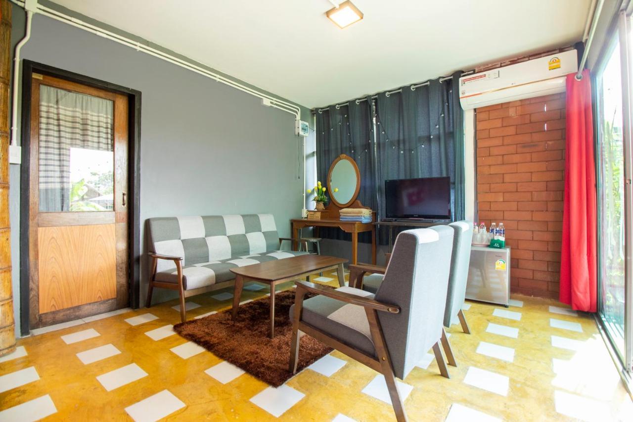 Oyo 999 Baan Pak Rom Ruen Hotel HHQ Exterior photo