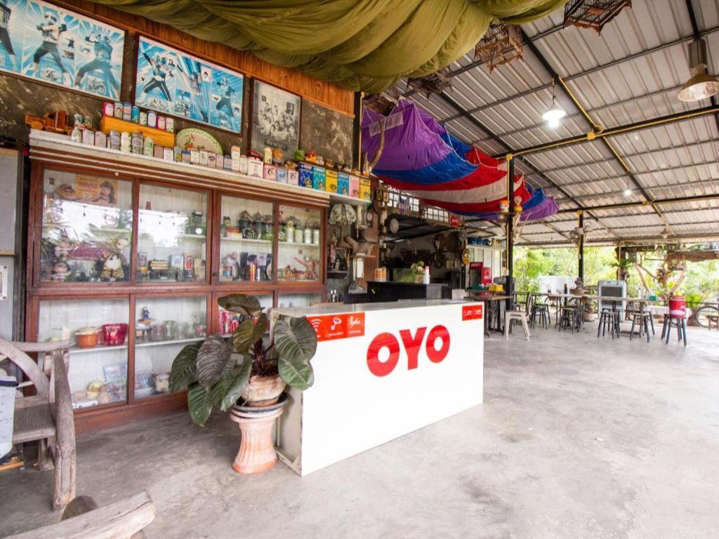 Oyo 999 Baan Pak Rom Ruen Hotel HHQ Exterior photo