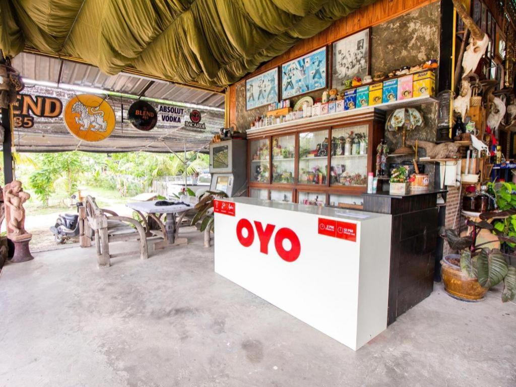 Oyo 999 Baan Pak Rom Ruen Hotel HHQ Exterior photo
